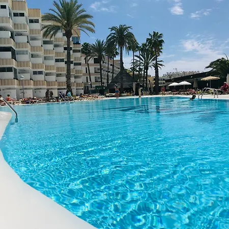 Central Near The Beach Koka Apartamento *
