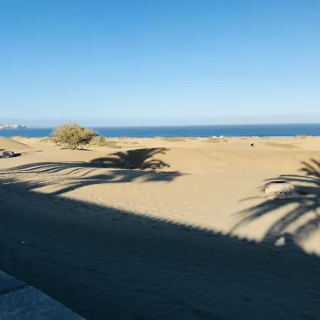 Central Near The Beach Koka Apartment *
